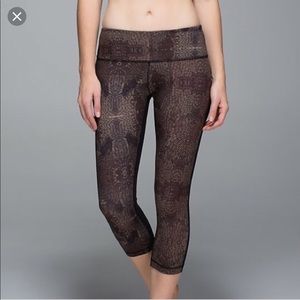 Lululemon Wunder Under Crop
